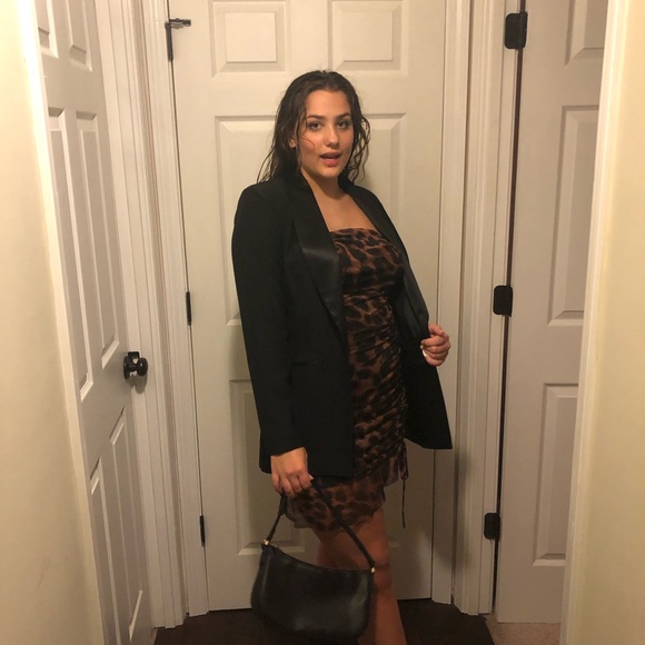 Vintage Oversize Black Tuxedo blazer - Picture 7 of 7